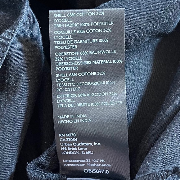 Pilcro Tulle Shirt Button Up Whimsigoth Fairy Dark Academia Witchycore Black XS - Picture 14 of 15